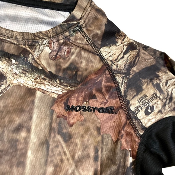 Mossy Oak Camouflage Activewear Long Sleeve Shirt - Picture 2 of 6
